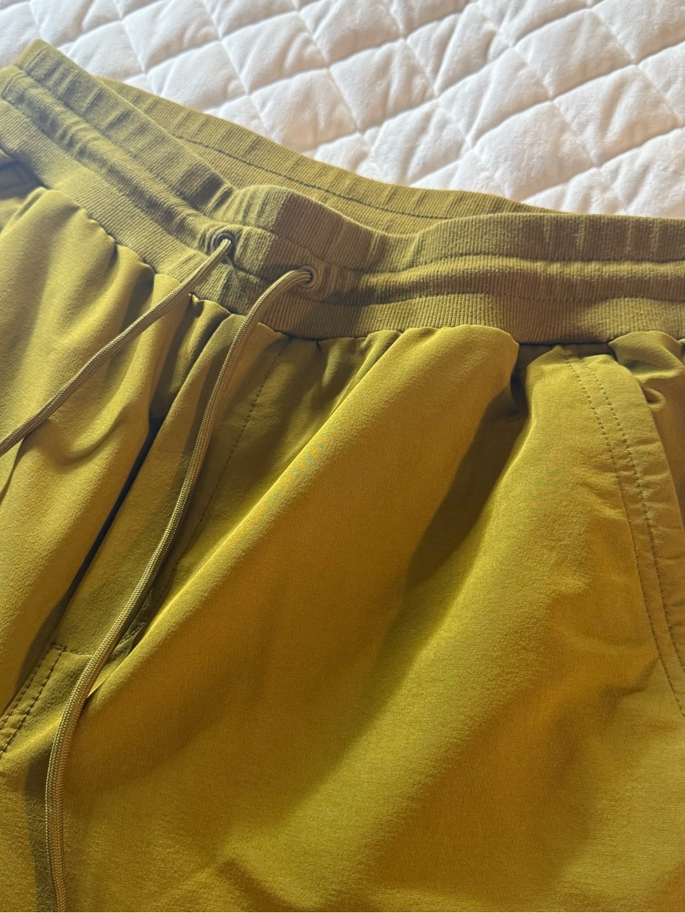 Old Navy Men’s StretchTech GO-H2O Water Repellent Jogger Pants Green Large Tall
